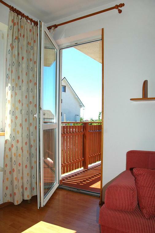 Lawer Apartment *